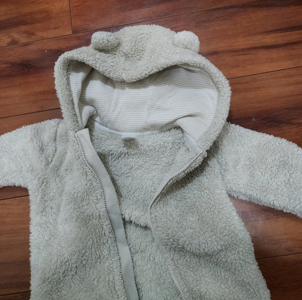 carter's Sherpa Hooded Pram in Beige - Picture 3 of 7